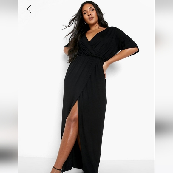 Boohoo Dresses & Skirts - NWT!! BOOHOO MAXI DRESS !